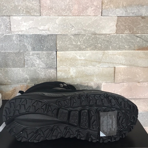 UGG Men's CA805 Hiker Weather Trainer - Picture 7 of 8